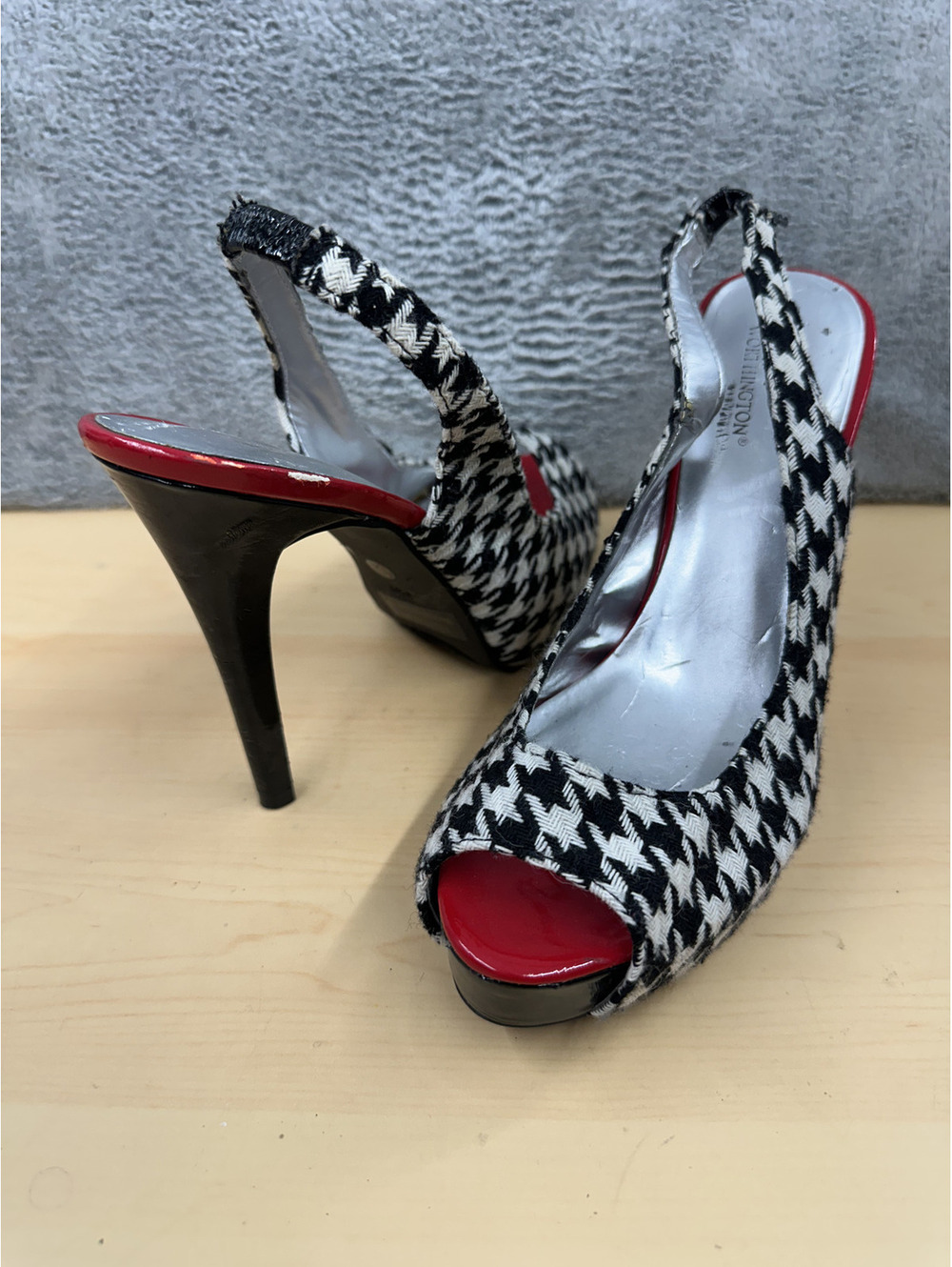 Worthington Houndstooth Slingback Heels Classic Retro Black White Red Peep Toe